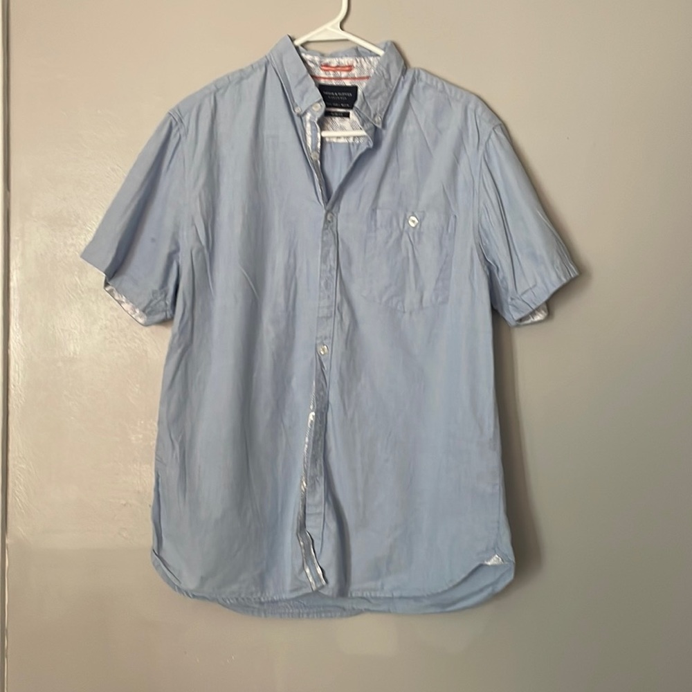 Denim & Flower Ladies Slim Fit Large short sleeved denim button up. Ricky Singh